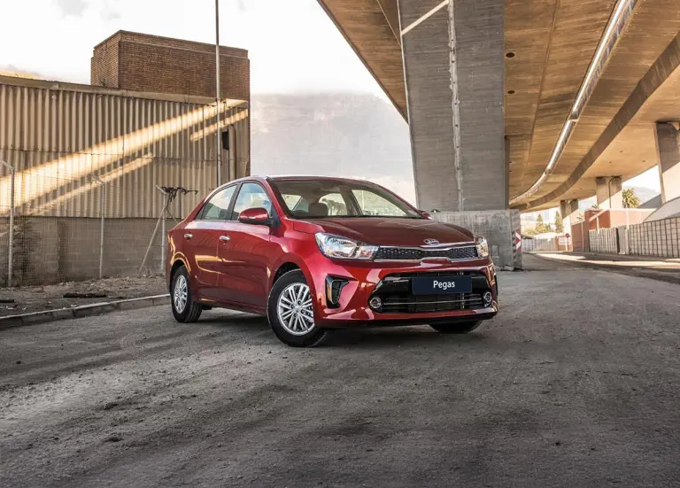 Kia Pegas (5)