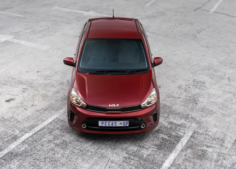 Kia Pegas (7)