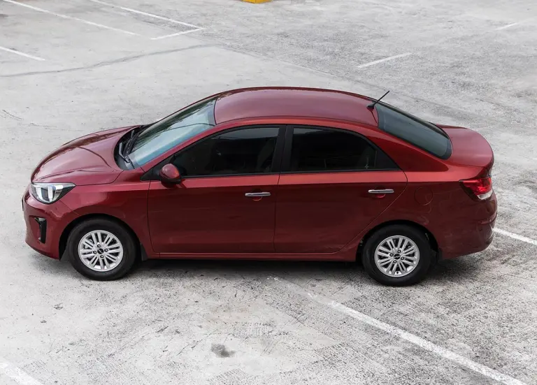 Kia Pegas (9)