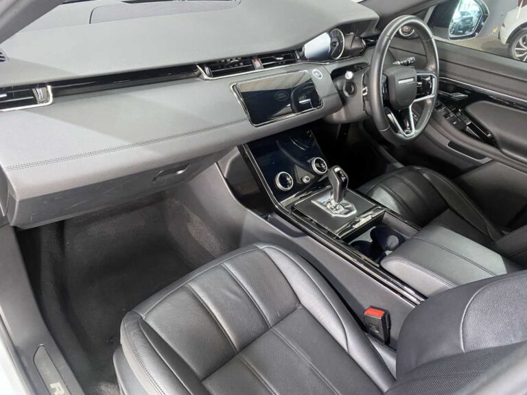 2022 LAND ROVER EVOQUE 2