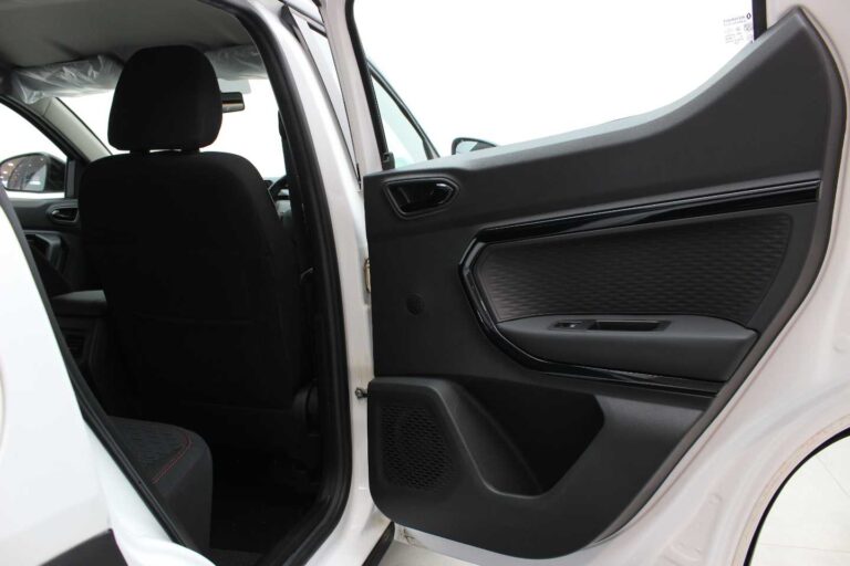 2026 RENAULT KIGER 1