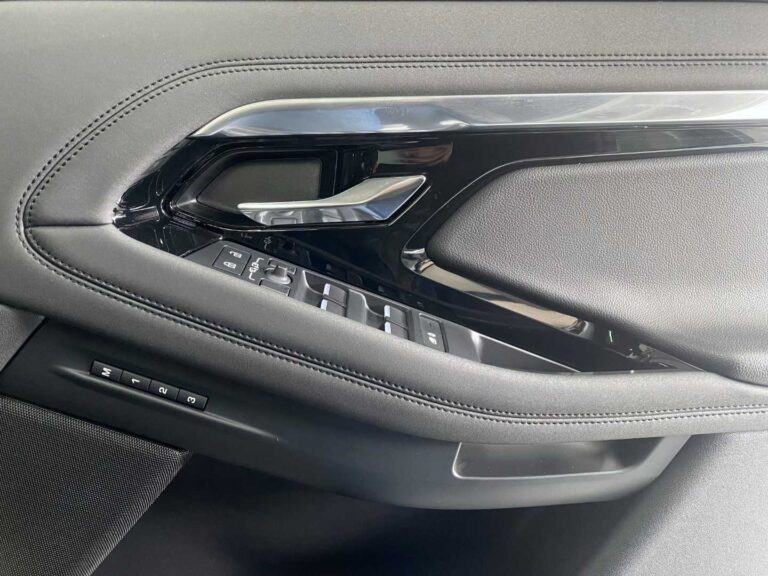 2022 LAND ROVER EVOQUE 2