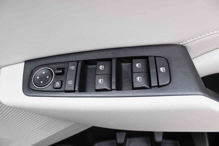 2026 KIA CARENS 1
