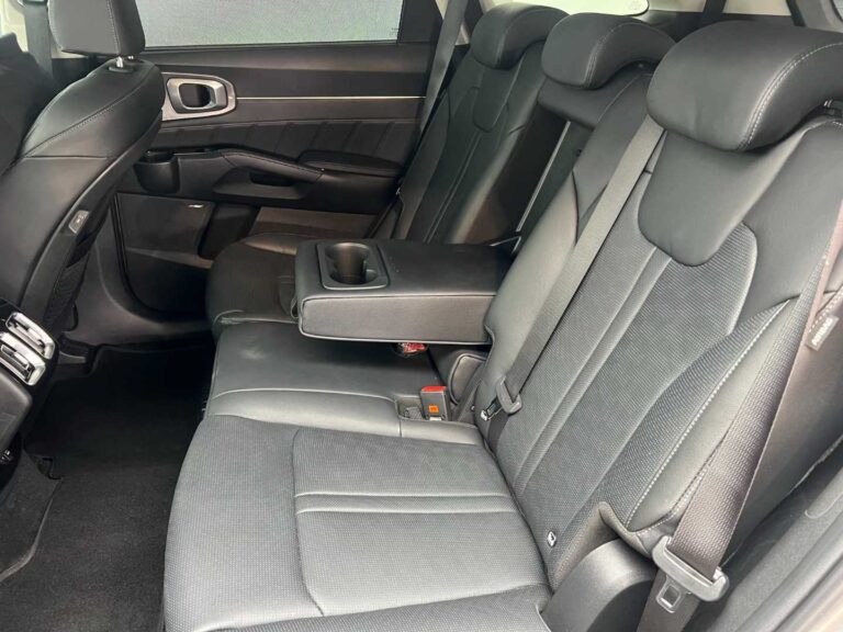 2025 KIA SORENTO 2