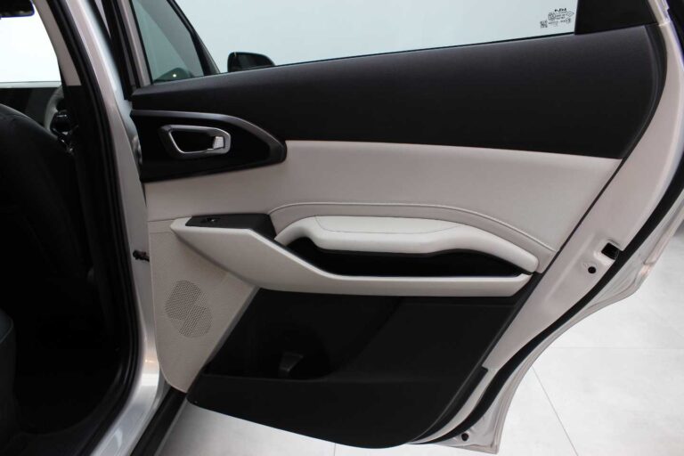 2026 KIA CARENS 1