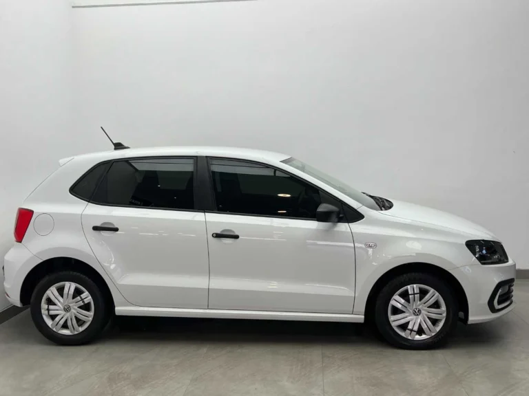 2025 VOLKSWAGEN POLO VIVO 1