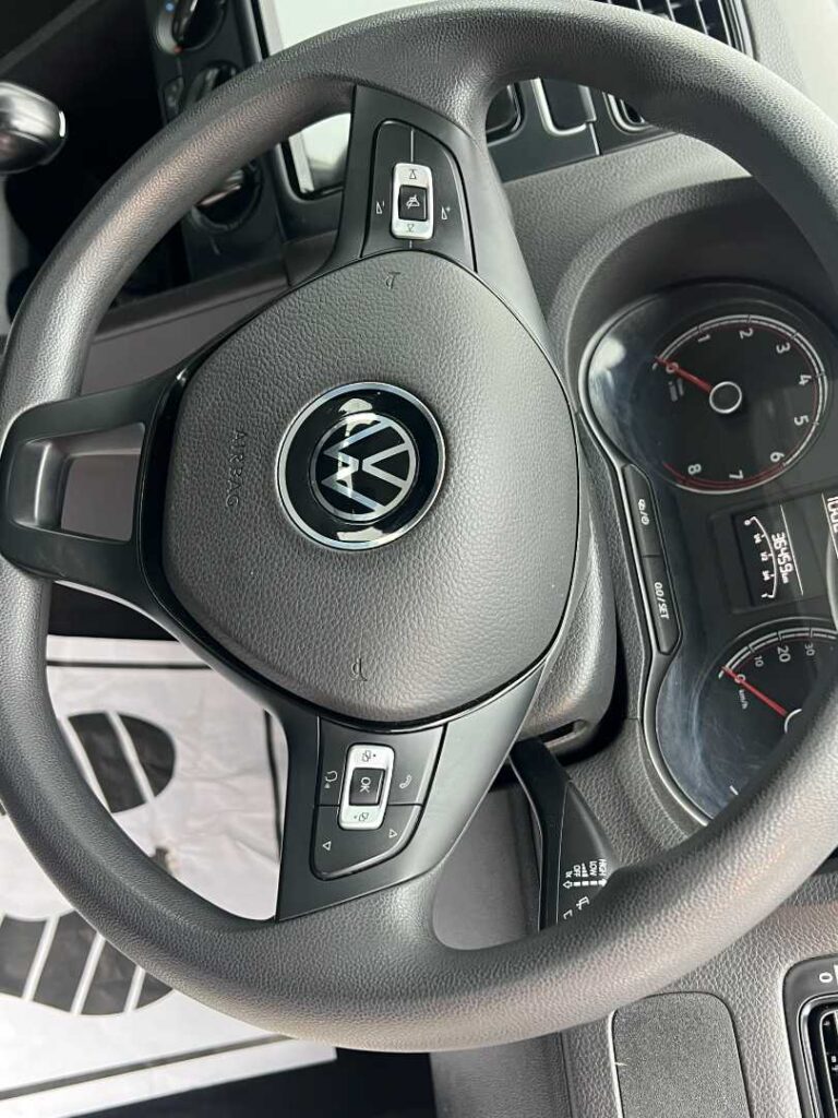 2025 VOLKSWAGEN POLO 1