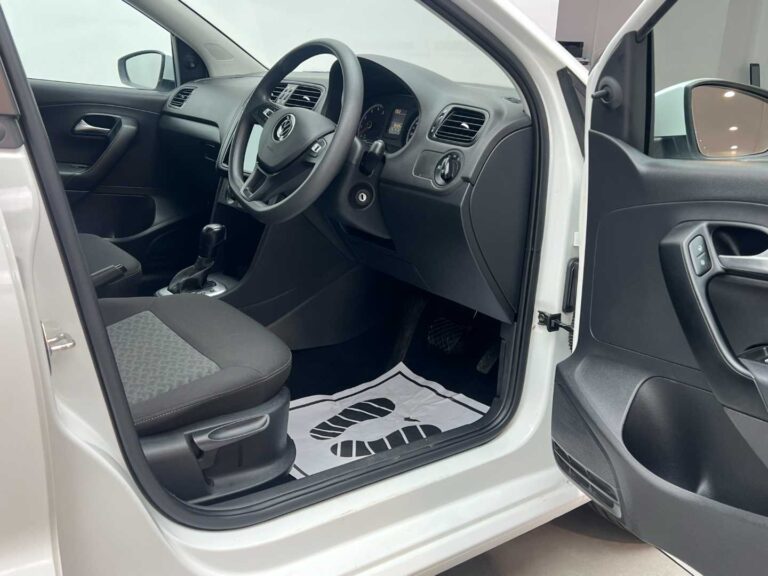 2025 VOLKSWAGEN POLO 1