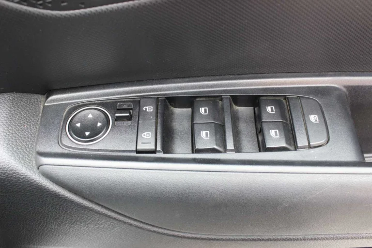 2024 KIA SONET 1