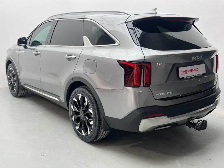 2025 KIA SORENTO 2