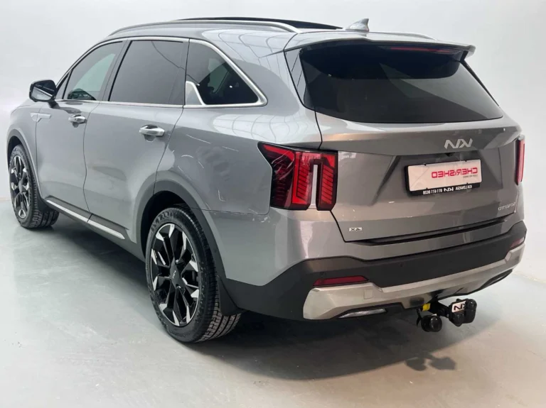 2025 KIA SORENTO 2