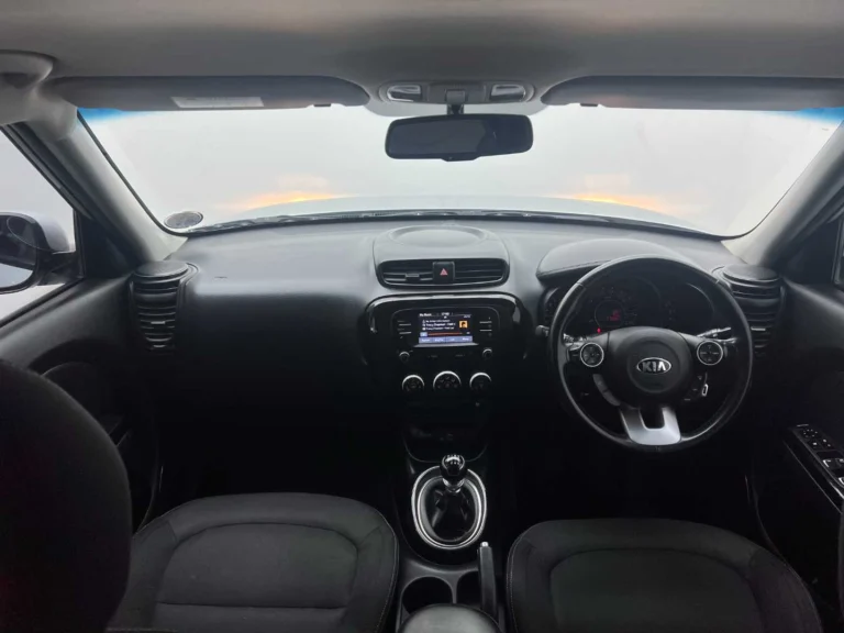 2019 KIA SOUL 1