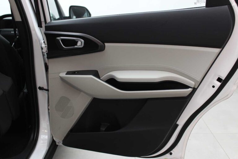 2026 KIA CARENS 1