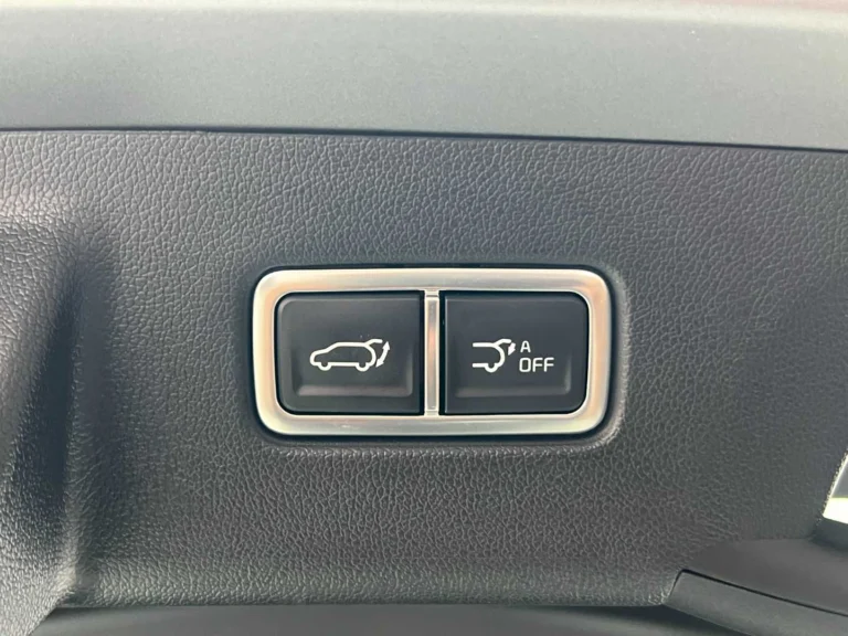 2025 KIA SORENTO 2