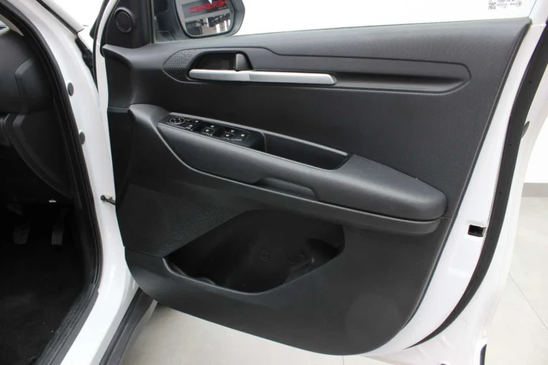 2024 KIA SONET 1